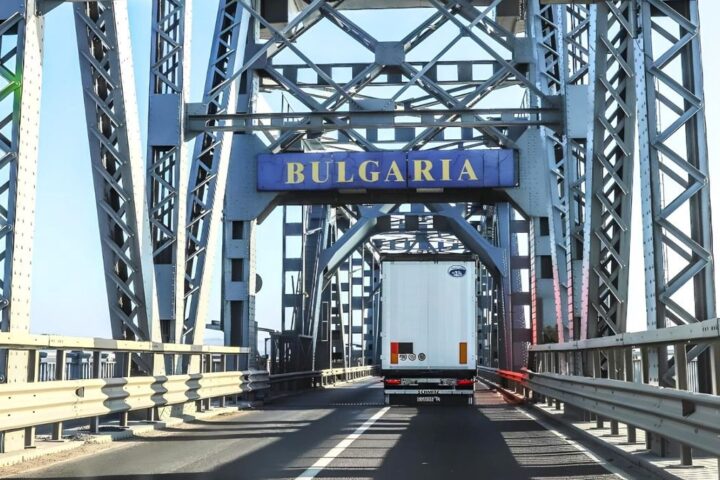 Болгария временно приостанавливает движение по Мосту дружбы Джурджу-Русе 4-5 ноября