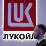 Carlyle рассматривает приобретение международных активов «Лукойла» на фоне ужесточения санкций США