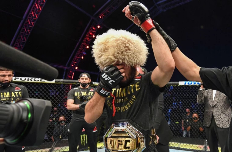 Чейл Соннен объяснил, почему Хабиб Нурмагомедов завершил карьеру