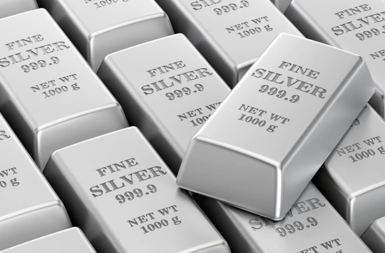Цены на серебро достигли исторического рекорда выше 54 долларов за унцию 13 ноября