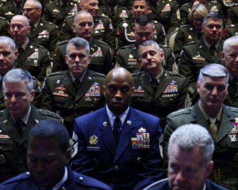 Делегация американских генералов планирует визит в Москву для обсуждения украинского урегулирования