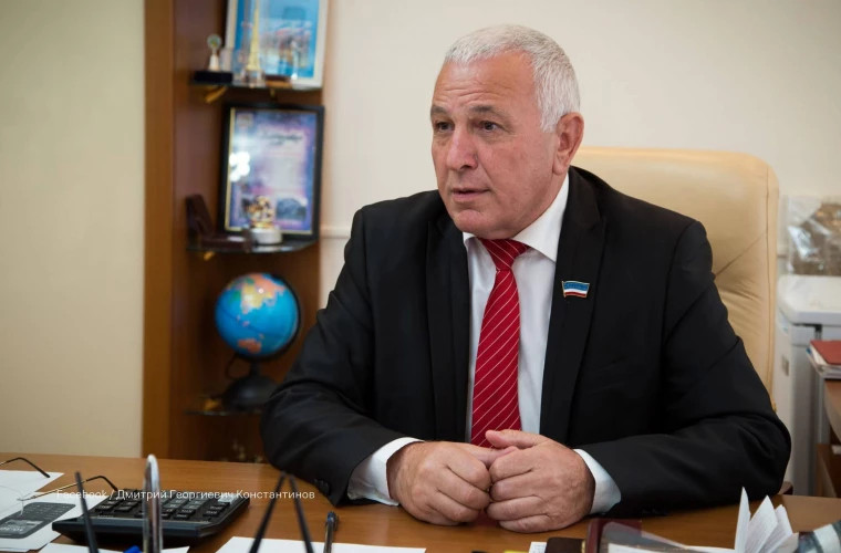 Дмитрий Константинов подал в отставку с поста спикера Народного собрания Гагаузии