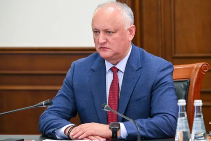 Додон призвал Мунтяну исключить из повестки денонсацию соглашения с Россией