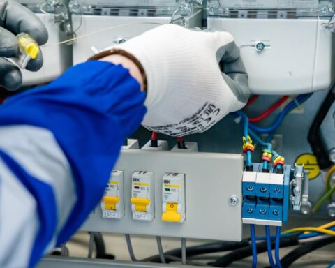 Энергосистема Молдовы модернизируется: к 2030 году установят 500 000 интеллектуальных счетчиков