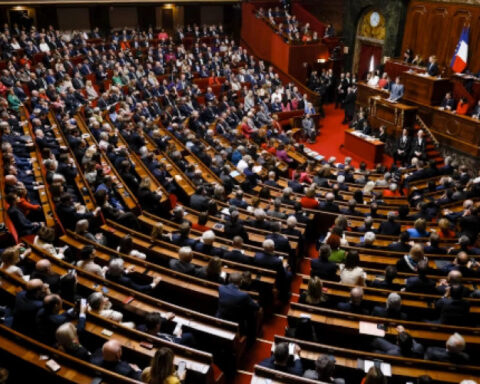 Французские депутаты отказались одобрить государственный бюджет на 2026 год в первом чтении