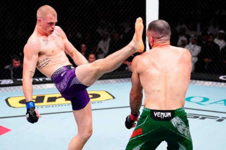 Иэн Мачадо Гэрри одержал победу над Белалом Мухаммадом на турнире UFC в Катаре