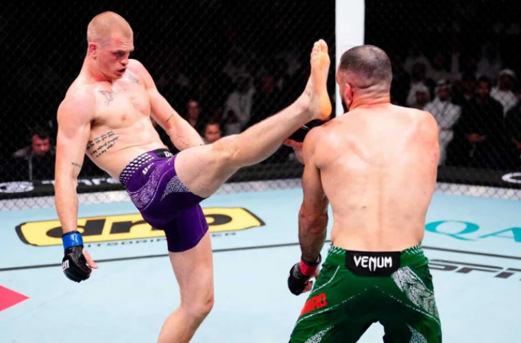 Иэн Мачадо Гэрри одержал победу над Белалом Мухаммадом на турнире UFC в Катаре