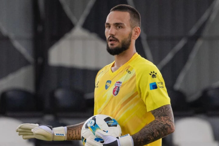 Италия признала молдавского вратаря Андрея Кожухаря героем матча в Кишинёве