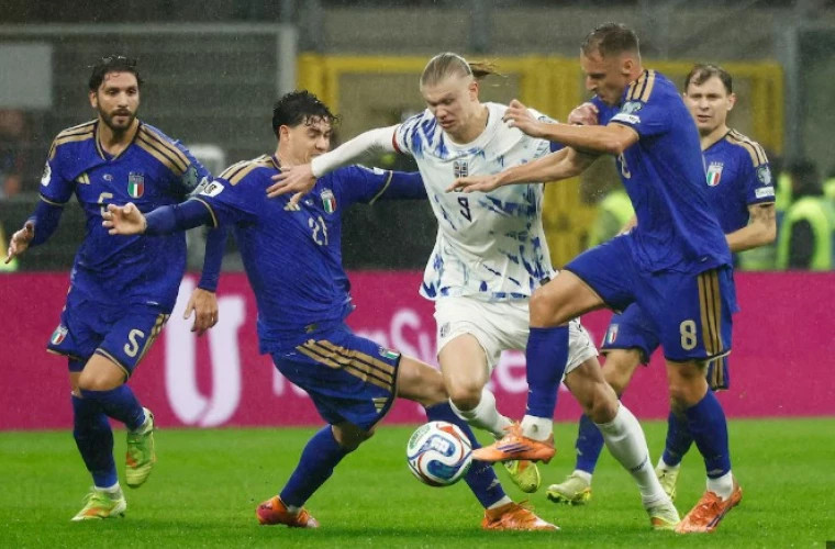 Италия уступила Норвегии с разгромным счётом и теперь выходит в стыковые матчи