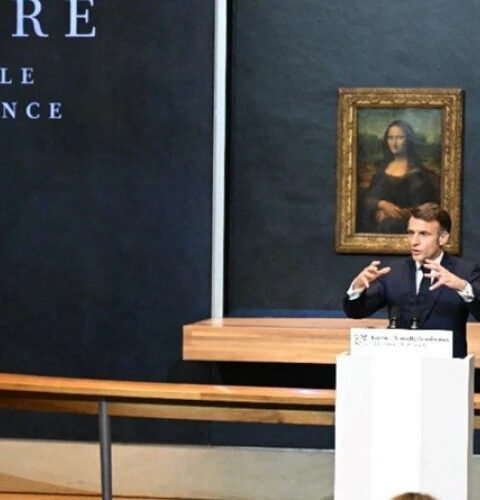 Макрон: все украденные драгоценности из Лувра будут найдены