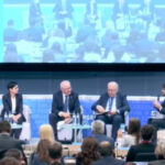 Марта Кос тепло встретила Александра Мунтяну на форуме по расширению ЕС в Брюсселе