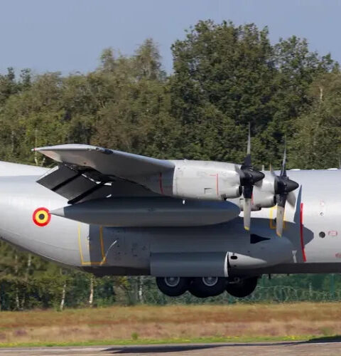 Неизвестные дроны дважды зафиксированы над авиабазой НАТО в Бельгии