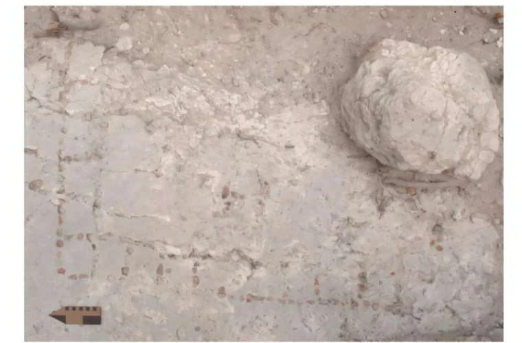 Открыто фрагмент игрового поля цивилизации майя в северной Гватемале