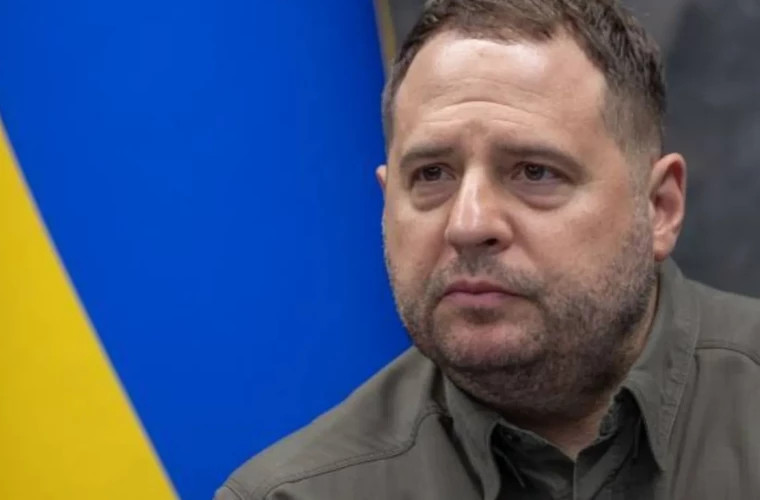 Песков: отставка Ермака усугубила политический кризис в Украине