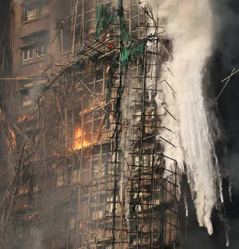 Пожар в жилом комплексе Гонконга: количество жертв возросло до 128 человек