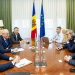 Премьер Мунтяну обсудил с президентом Румынской товарной биржи расширение операций BRM в Молдове