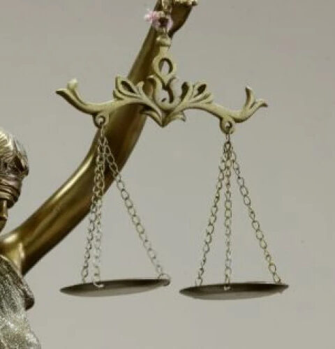 Президент Боливии распустил Министерство юстиции после скандала с новым министром