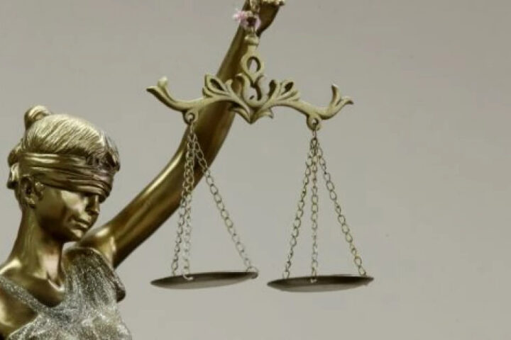 Президент Боливии распустил Министерство юстиции после скандала с новым министром