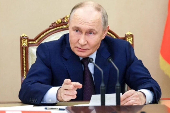 Путин поручил оценить целесообразность ядерных испытаний в ответ на угрозы США