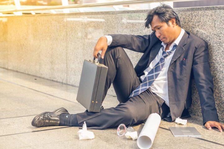 Рост скрытой безработицы в России свидетельствует о спаде экономики