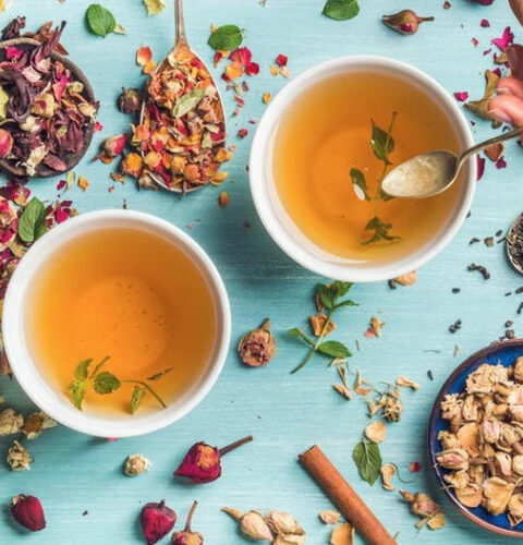Шесть рецептов чая для поддержки иммунитета и поднятия настроения