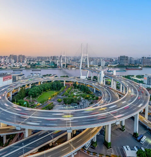 Си Цзиньпин подчеркивает значимость 15-го пятилетнего плана для модернизации Китая