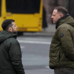 СМИ: США рекомендовали Зеленскому рассмотреть увольнение Ермака после конфликта с Трампом