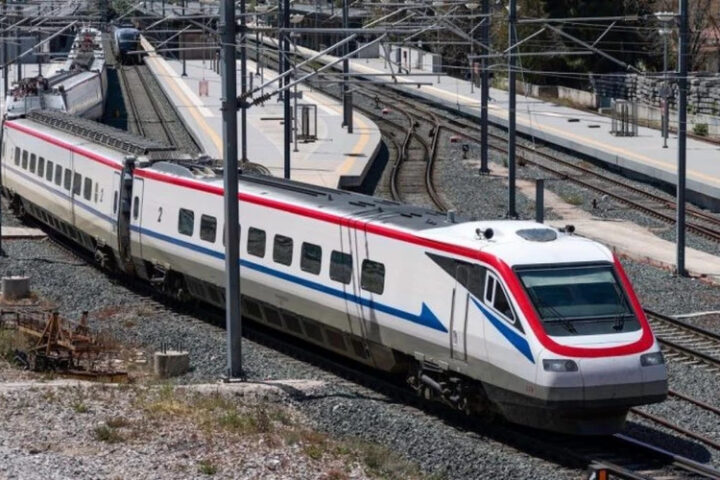 Сотрудники Hellenic Train в Греции объявили 24-часовую всеобщую забастовку 18 ноября