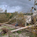 Торнадо разрушил населённый пункт в округе Мессиния в Греции, сильные повреждения имущества