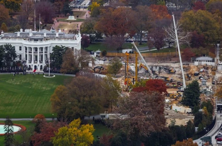 Трамп снес исторический восточный флигель Белого дома для строительства нового бального зала