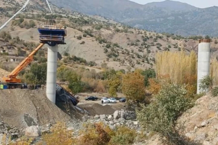 В Диярбакыре обрушился строящийся мост: три погибших и двое раненых