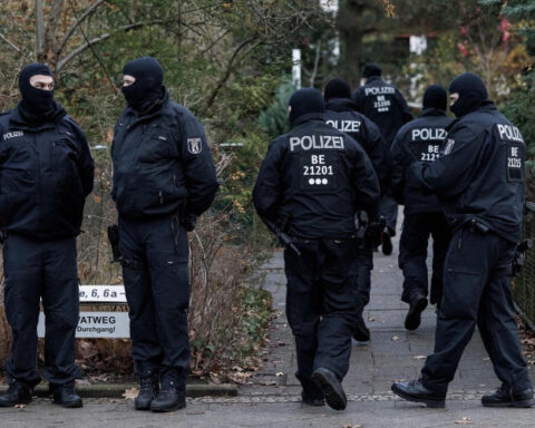 В Германии прошёл масштабный рейд полиции по подозрению в торговле людьми в Баден-Вюртемберге и Берлине