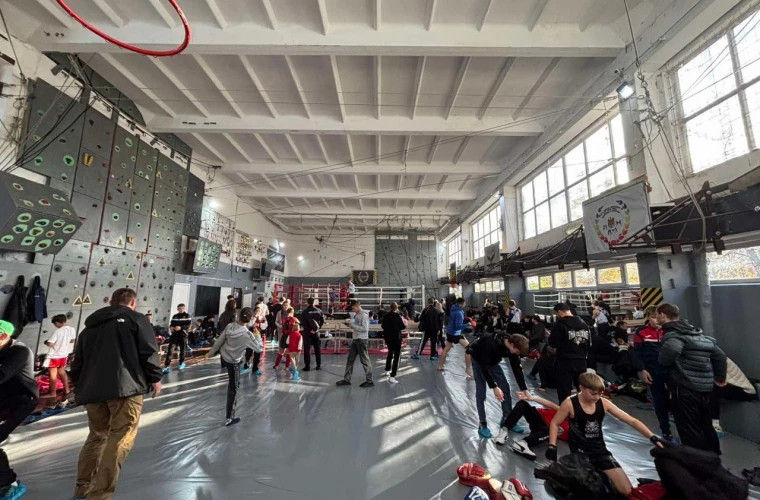 В Кишинёве прошёл третий турнир Chișinău Urban Legends по Муай Тай с участием сотни бойцов