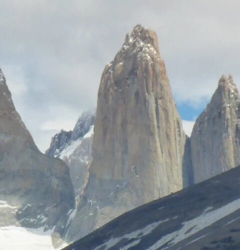 В Патагонии, Чили, пятеро туристов погибли в результате шторма во время похода