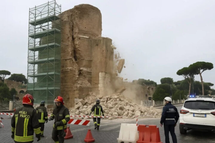 В Риме обрушилась историческая башня, спасатели ищут пострадавших под завалами