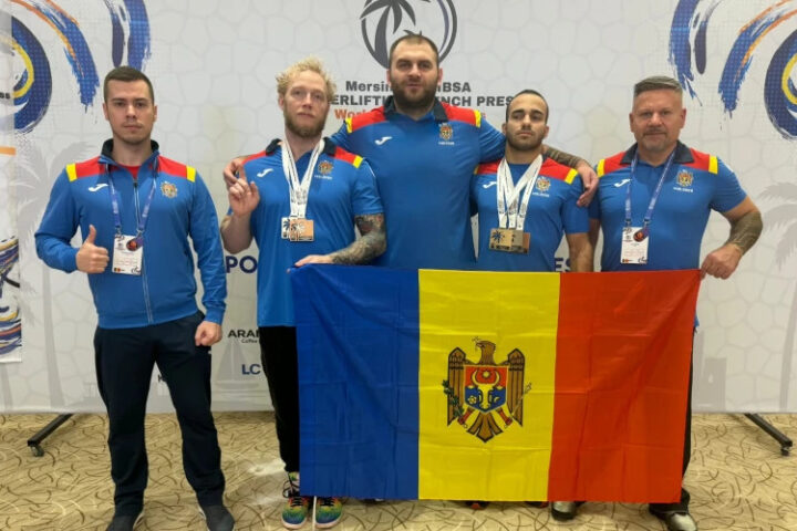 Вадим Крецул и Николай Бондарев завоевали медали на чемпионате мира по пауэрлифтингу среди слабовидящих в Турции