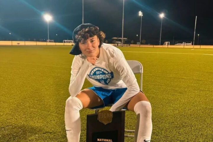 Ванесса Маноил из Молдовы завоевала титул чемпионки студенческого футбольного турнира в США