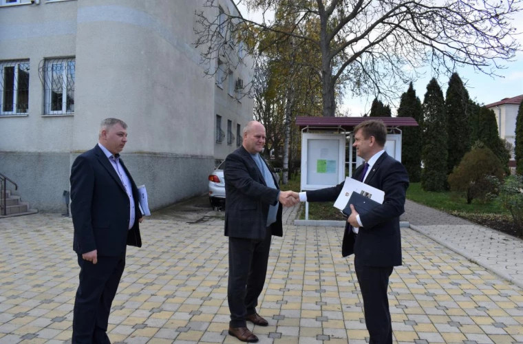 Вице-премьер Валериу Киверь с рабочим визитом посетил Варницу в Новоаненском районе