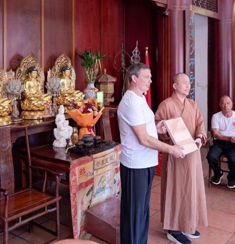 Виктор Панасюк стал наследником стиля «Кулак Белого Журавля» в Юнчуне, Китай