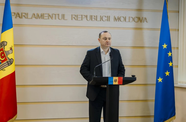 Влад Батрынча обвинил парламентское большинство в нарушении принципа пропорциональности формирования групп дружбы