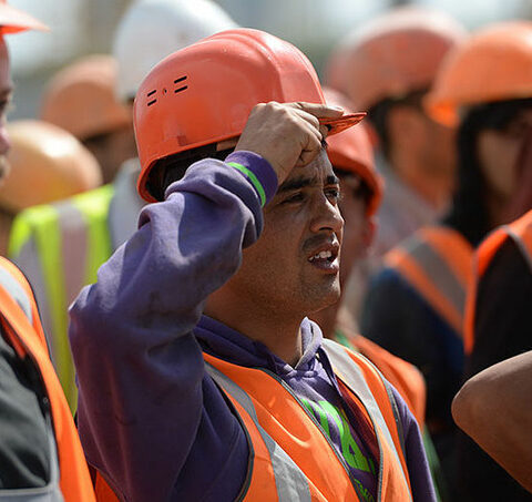 ЗАМЕЩЕНИЕ КОРЕННОГО НАСЕЛЕНИЯ: МОСКВА ТЕРЯЕТ ЛИЦО