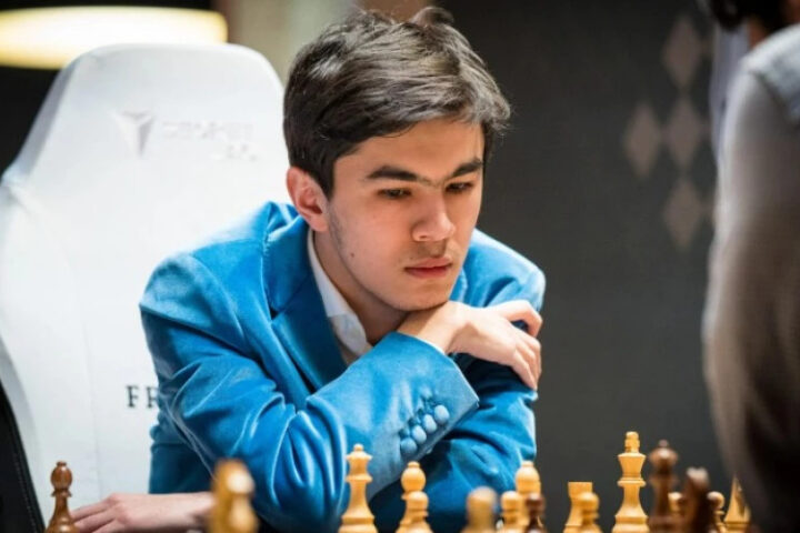 Жавохир Синдаров стал самым молодым победителем Кубка мира по шахматам в Индии