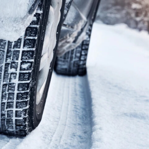 10 рекомендаций по безопасному вождению в зимних условиях