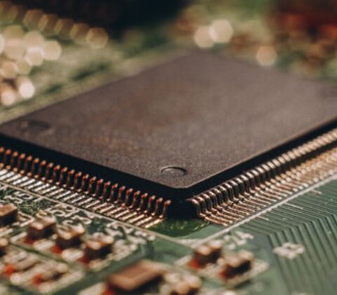 Проект завода чипов в Татарстане оказался заморожен из-за нехватки средств