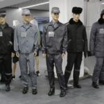 Производство одежды и обуви в России сворачивается на фоне падения доходов населения