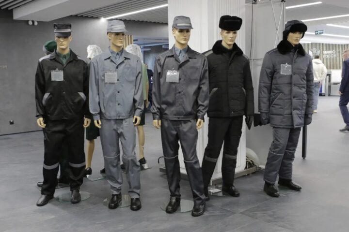 Производство одежды и обуви в России сворачивается на фоне падения доходов населения