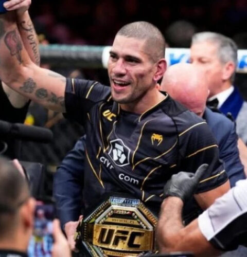 Алекс Перейра намерен завоевать третий титул и подняться в тяжёлый вес UFC