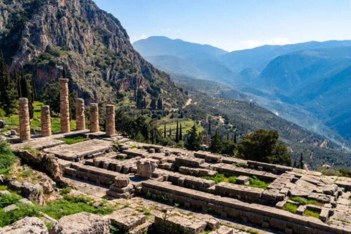 Археологи нашли персидские золотые монеты возрастом 2400 лет в Турции