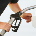 Дизтопливо в Молдове стало дешевле 20 леев за литр