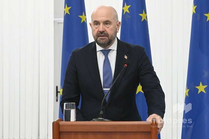 Движение по дорогам Молдовы осуществляется в зимних условиях, блокировок нет